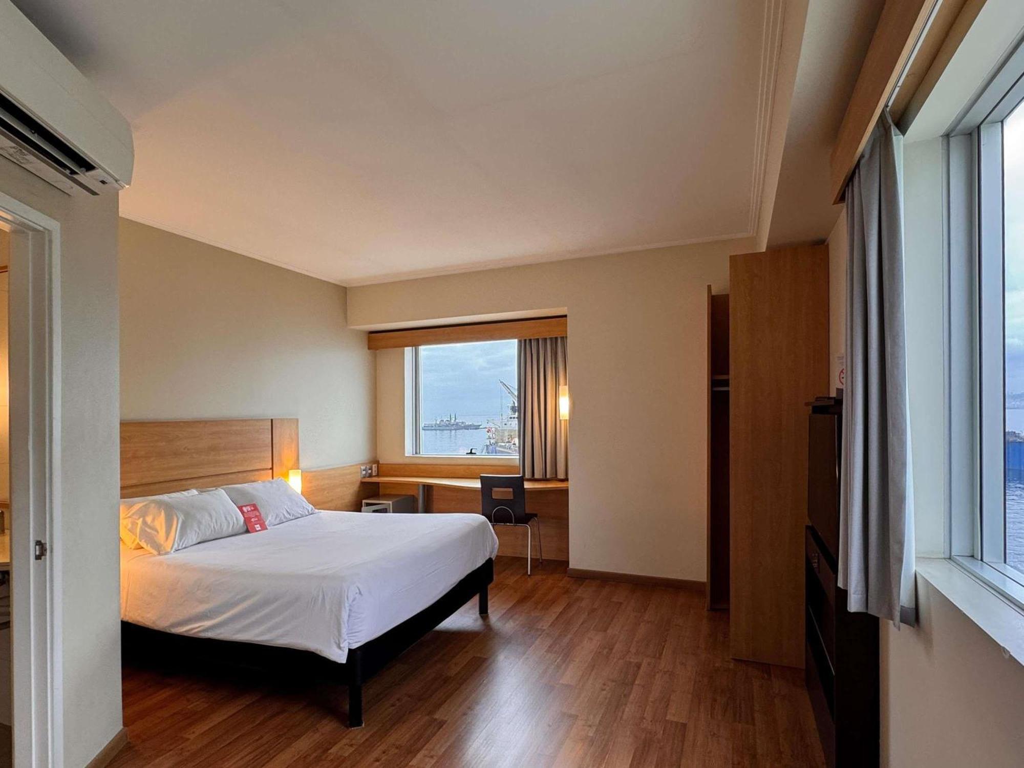 Ibis Hotel 3*