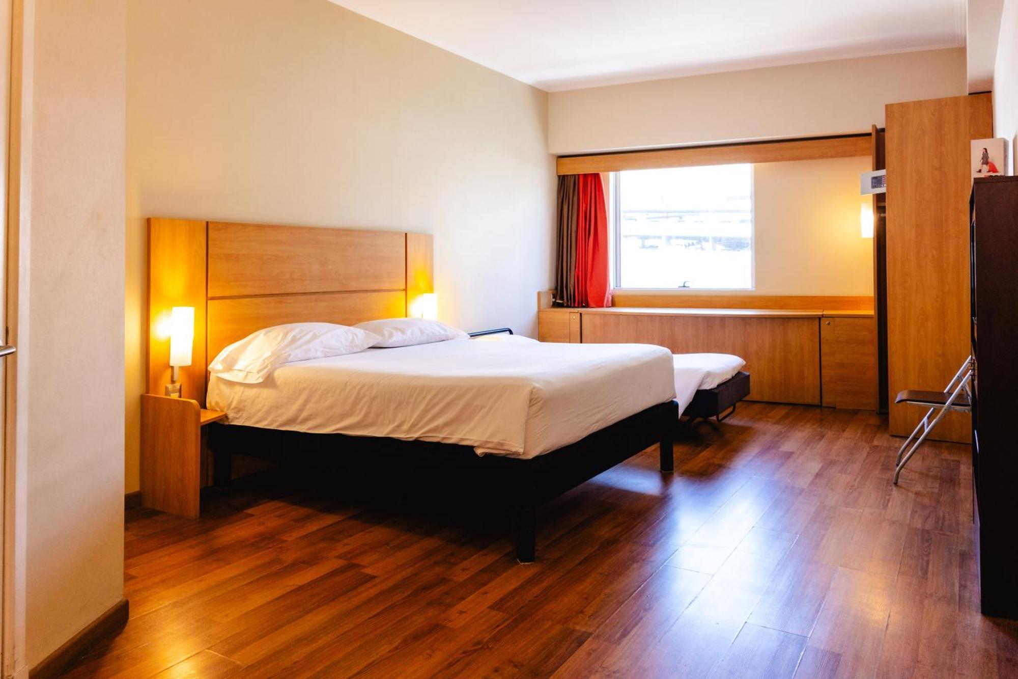 Ibis Hotel 3*